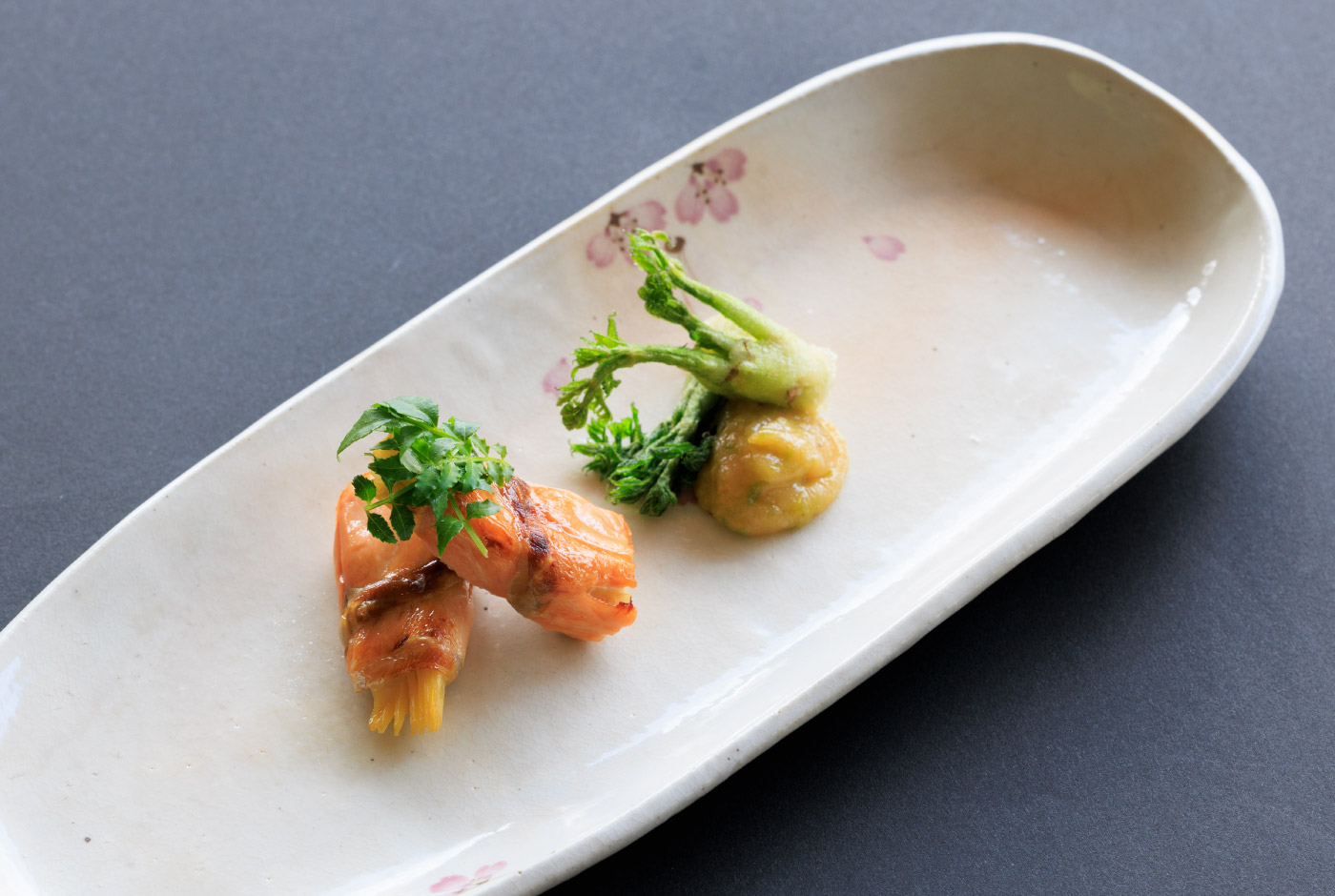 Grilled crimson sea bream with sea urchin sauce